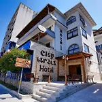 City Street Hotel
