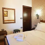 City Street Hotel