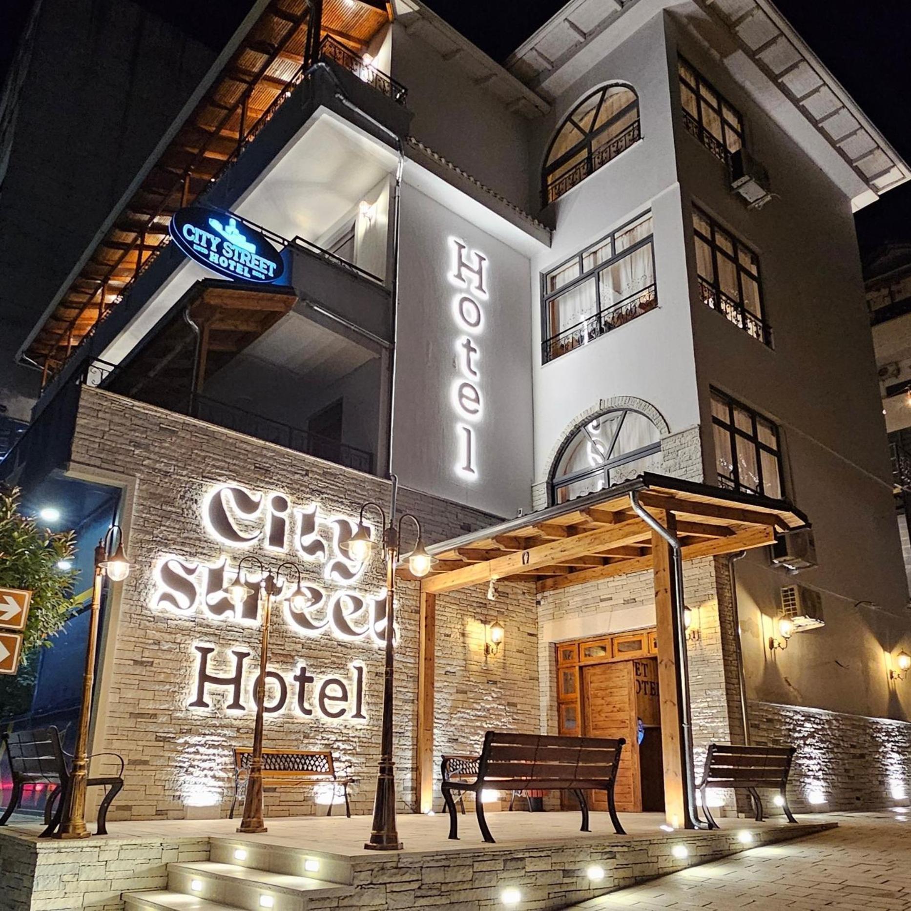 Street Hotel